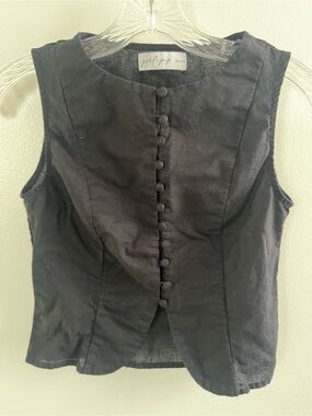 Petal & Pup Women’s Daniella Front Buttons Linen Vest Black XS